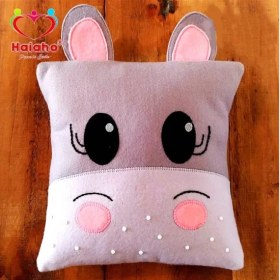 تصویر کوسن عروسکی کودک هیاهو مدل Aston 