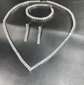 تصویر سرویس تنیسی 