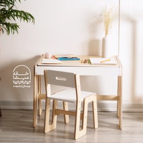 تصویر میز و صندلی چوبی کودک دوستی 