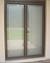 تصویر درب و پنجره دوجداره 