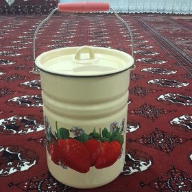 تصویر دبه روغن 5کیلویی روسی طرح توت فرنگی 