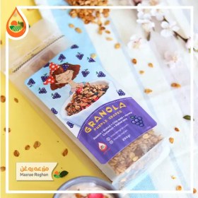 تصویر گرانولا کشمش گردو 