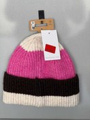 تصویر کلاه بافت زمستانی سه‌رنگ از برند Accessories 