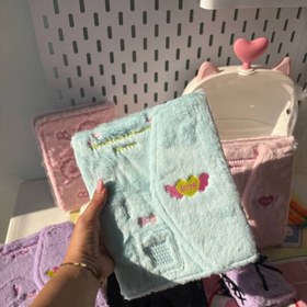 تصویر بایندر با جلد پشمی 