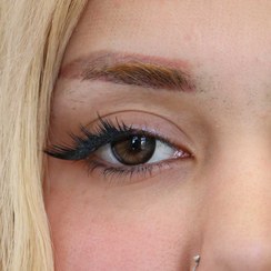 تصویر لنز رنگی سلنا دارک براون 