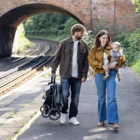 تصویر کالسکه مسافرتی جویی مدل Parcel 