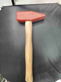 تصویر چکش دسته چوبی یک کیلویی 
