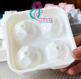 تصویر قالب یخ کروی 