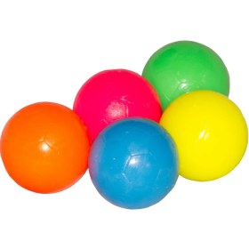 تصویر توپ فوتبال دستی 