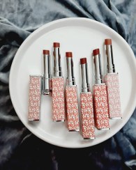 تصویر رژلب جامد طرح دیور دورهو 