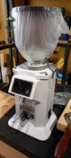 تصویر آسیاب قهوه مدل e1000 برند هوم توان 350 وات صفحه لمسی دارای فن خنک کننده 
