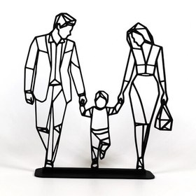 تصویر استند دکوری Couple With Child 