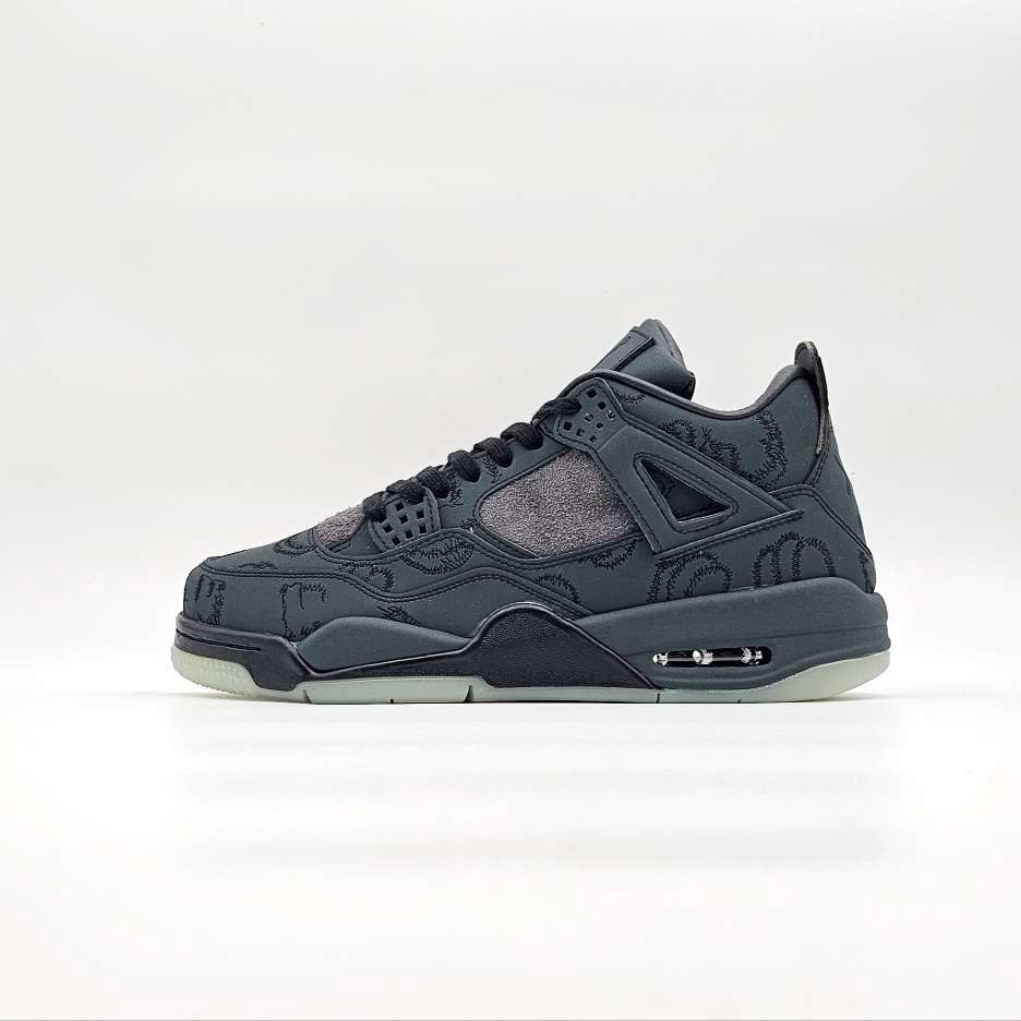 jordan 4 retro kaws black