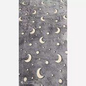 تصویر پتو شب نما یک نفره طرح ماه و ستاره سایز ۲۰۰ در ۱۶۰ 