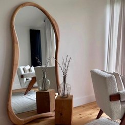 تصویر آینه قدی دفرمه فندقی 