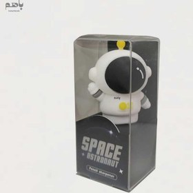 تصویر تراش کوکی سیلیکونی طرح آدم فضایی 