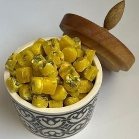 تصویر قند پسته ای 