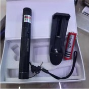 تصویر لیزر دوربرد سبز مدل Laser 303 شارژی با قفل امنیتی 