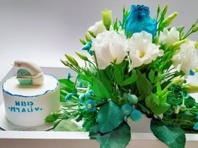 تصویر باکس لوکس کیک و گل Cake and flowers box