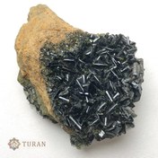 تصویر سنگ راف اپیدوت کلکسیونی طبیعی 242 گرم 