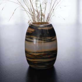 تصویر گلدان سنگی تار 