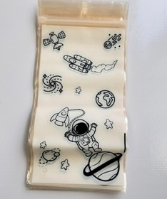 تصویر زیپ کیپ فضانورد 