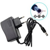 تصویر آداپتور سوئیچینگ ۳ ولت ۱ آمپر دیواری 