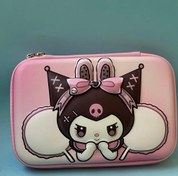 تصویر جامدادی تبلتی بزرگ دو زیپ طرح برجسته کرومی - کرومی صورتی افقی 