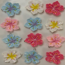 تصویر آویز گل پلیمری 