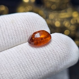 تصویر نگین سنگ طبیعی گارنت معدنی کد : 35478 