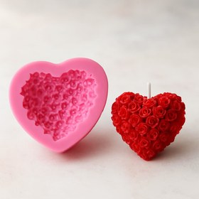 تصویر قالب شمع مدل قلب رز دار 