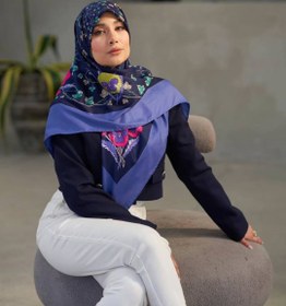 تصویر روسری ابریشم توییل - سورمه ای 