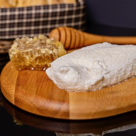 تصویر سرشیر گاومیش ۴۰۰ گرم 