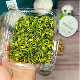 تصویر خلال پسته سبز 