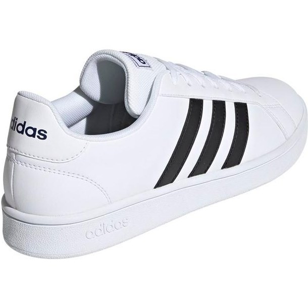 Sportive adidas