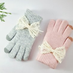 تصویر دستکش زمستانی موهر زنانه و دخترانه طرح پاپیون دو رنگ _گرم، نرم و لطیف برای استایل شیک 