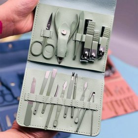 تصویر ست مانیکور حرفه‌ای 