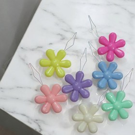 تصویر سوزن نخ کن پلاستیکی مدل گل (۵ عددی) 