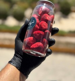 تصویر توت فرنگی پفکی 