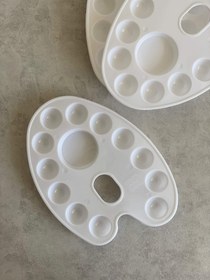 تصویر پالت مدل تخم مرغی رنگ سفید 