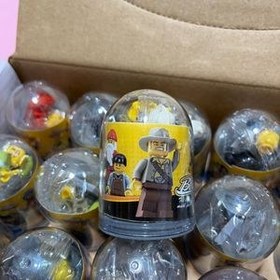 تصویر مجموعه ۲۴ عددی اکشن فیگور کپسولی مدل SM256 