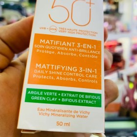 تصویر ضد آفتاب سه کاره ویشی مدل MATTIFYING حجم 50 میل ا VICHY CAPITAL SOLEIL MATTIFYING 3 IN 1 SUNSCREEN SPF50 VICHY CAPITAL SOLEIL MATTIFYING 3 IN 1 SUNSCREEN SPF50