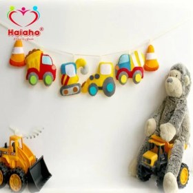 تصویر آویز تزئینی کودک هیاهو مدل Heavy machines 