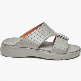 تصویر صندل مردانه با طراحی بافت‌دار و بدون بند برند le confort Men Textured Slip-On Sandals