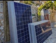 تصویر پنل خورشیدی پلی کریستال ۳۳۰ وات در حد نو 