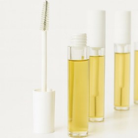 تصویر روغن تقویت کننده مژه وابرو سرخابکده ارگانیک پرپشت کننده قوی برای ابروها ومژه Eyelash and eyebrow enhancer