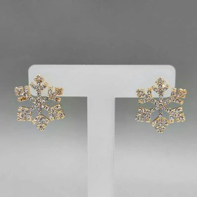 تصویر گوشواره دونه برف محصول شرکت As.Es جنس کوپر با یک لایه آبکاری طلا سال تولید 2004