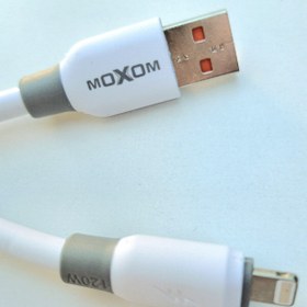 تصویر کابل شارژ لایتنینگ برند موکسوم Moxom Lightning Charging Cable