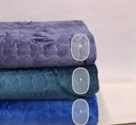 تصویر پتو مسافرتی نرمینه مدل سروین سایز دو نفره رنگ زرشکی 