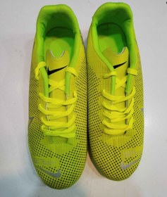 تصویر کتونی سالنی 